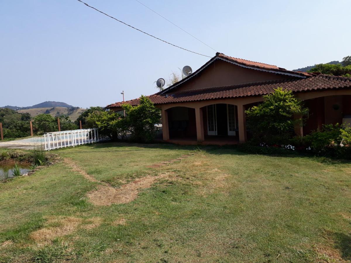 Sitio Lirio Do Vale- Munhoz, Mg Villa Bagian luar foto